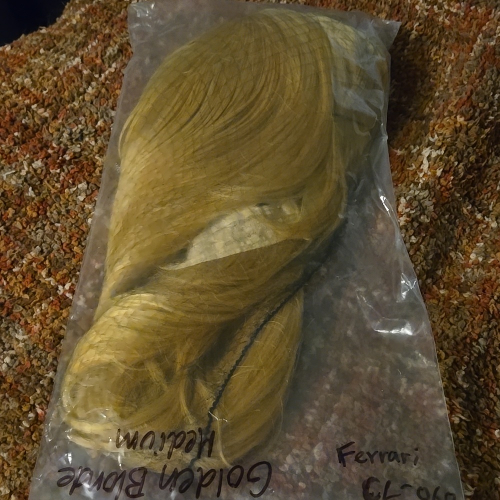 Arda Wigs Ferrari